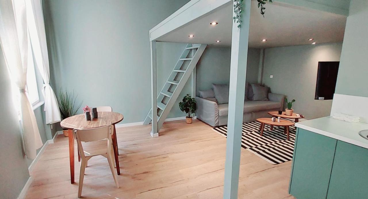 A+ Budapest Downtown Apartments Akacfa Bagian luar foto