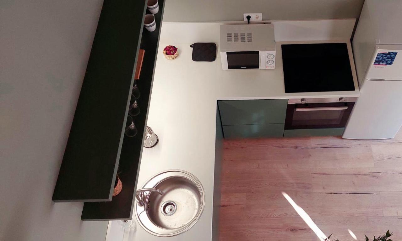 A+ Budapest Downtown Apartments Akacfa Bagian luar foto
