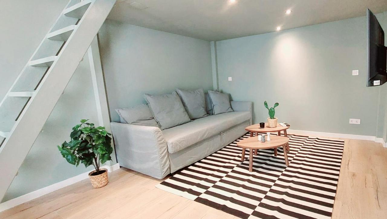 A+ Budapest Downtown Apartments Akacfa Bagian luar foto